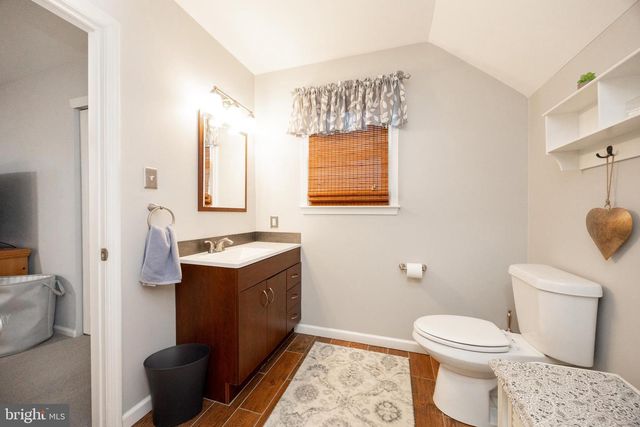 13 MARSHALL CIR, Downingtown, PA 19335