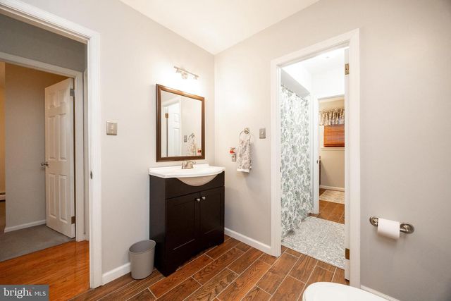 13 MARSHALL CIR, Downingtown, PA 19335