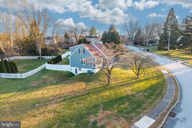 13 MARSHALL CIR, Downingtown, PA 19335