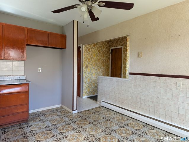 48 Amherst Street, Hartford, CT 06114