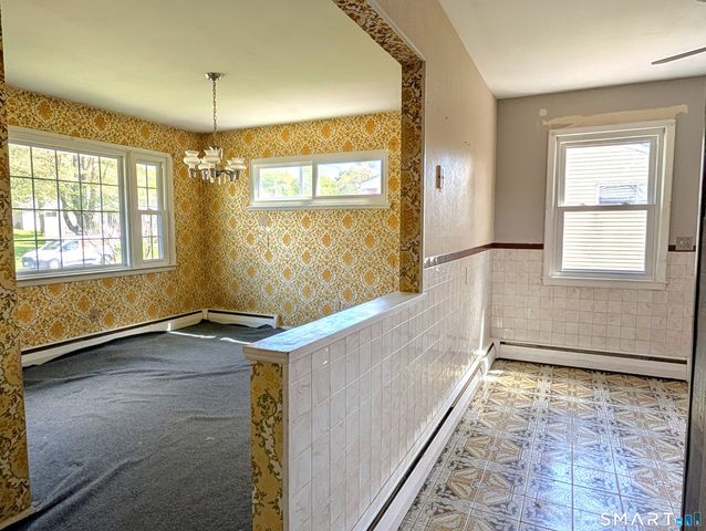 48 Amherst Street, Hartford, CT 06114