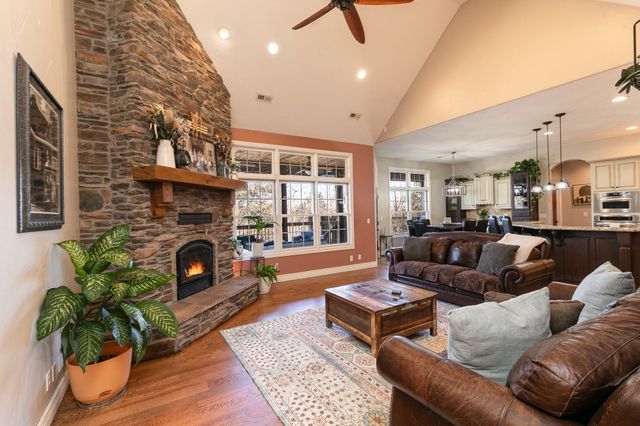 471 Arizona Drive, Branson, MO 65616