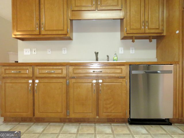 102 Chestnut Hill Drive, Canton, GA 30114