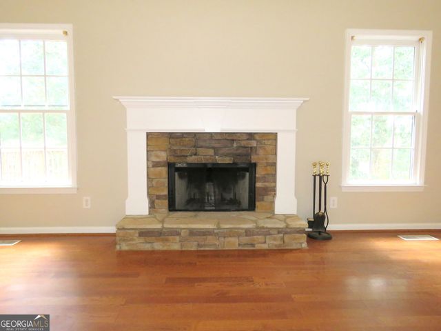 102 Chestnut Hill Drive, Canton, GA 30114