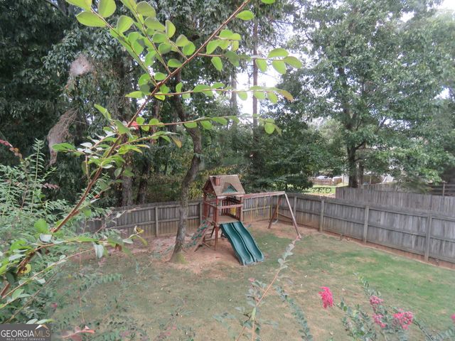 102 Chestnut Hill Drive, Canton, GA 30114