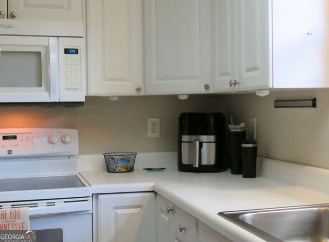 102 Chestnut Hill Drive, Canton, GA 30114