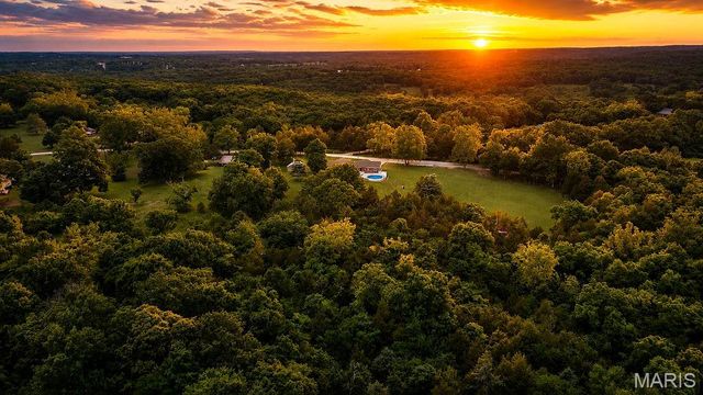 5954 Hulsey Road, Park Hills, MO 63601
