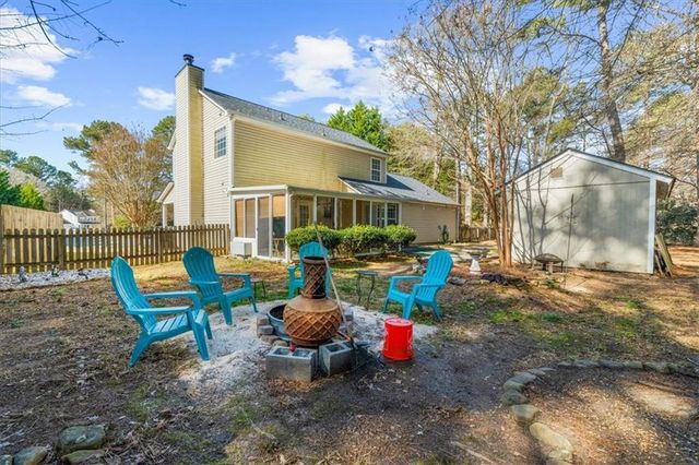 900 Willow Springs Court, Loganville, GA 30052