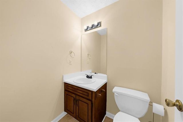 900 Willow Springs Court, Loganville, GA 30052