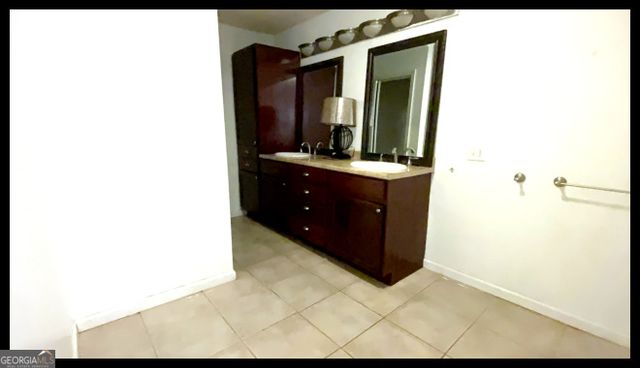 422 S Macon Street, Ludowici, GA 31316