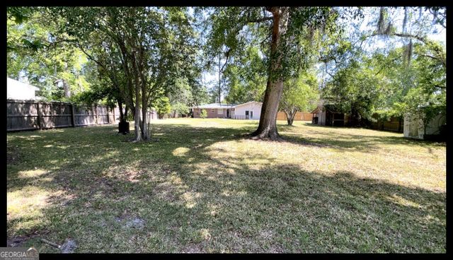 422 S Macon Street, Ludowici, GA 31316