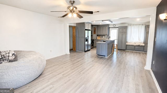 422 S Macon Street, Ludowici, GA 31316