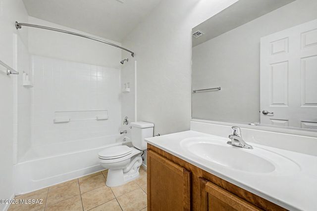 725 S Willis Ray Avenue, Corona De Tucson, AZ 85641