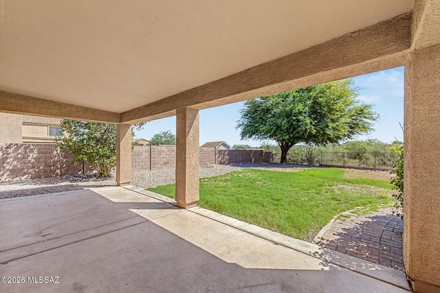 725 S Willis Ray Avenue, Corona De Tucson, AZ 85641