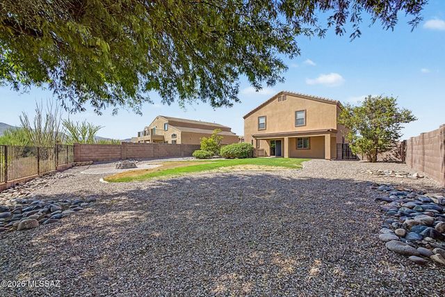 725 S Willis Ray Avenue, Corona De Tucson, AZ 85641