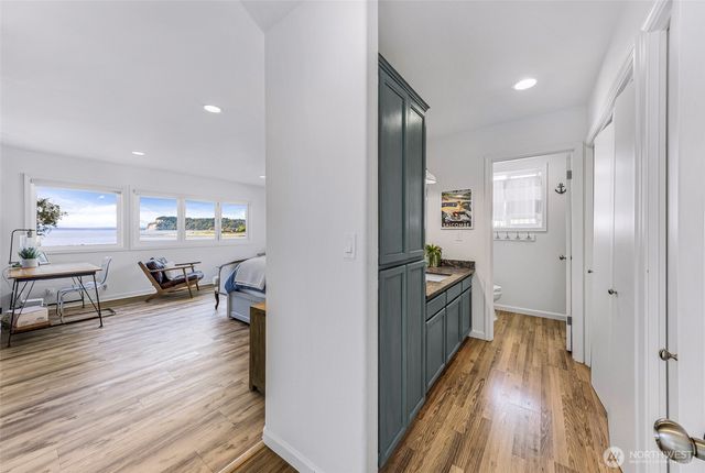 2402 Sunlight Beach Road, Clinton, WA 98236
