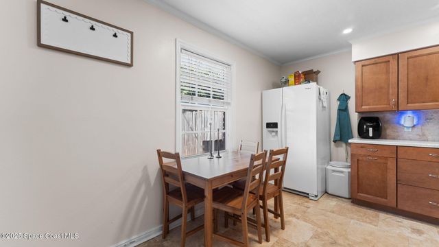 913 S Colonial Court Unit B, Indian Harbour Beach, FL 32937