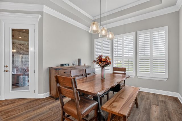 1136 Tremont Lane, Granbury, TX 76049
