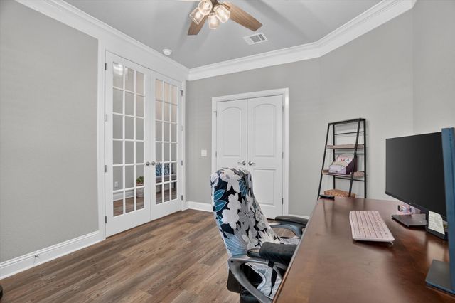 1136 Tremont Lane, Granbury, TX 76049