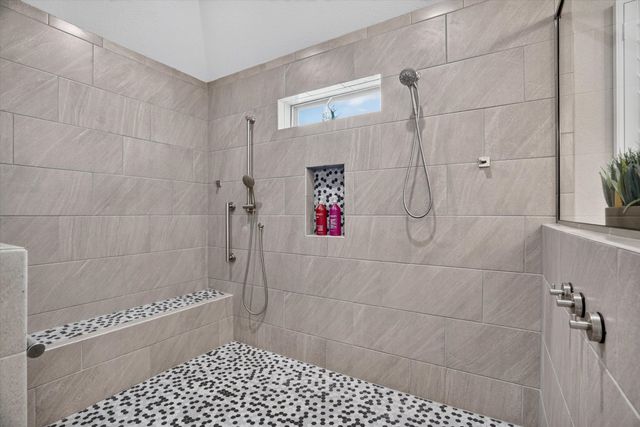 1136 Tremont Lane, Granbury, TX 76049