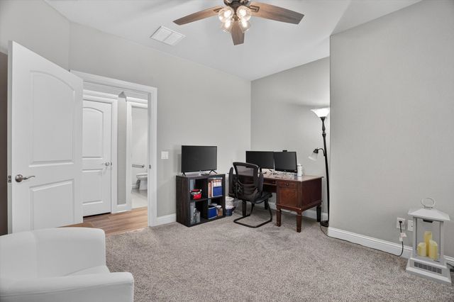 1136 Tremont Lane, Granbury, TX 76049
