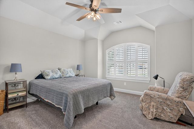 1136 Tremont Lane, Granbury, TX 76049