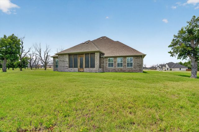 1136 Tremont Lane, Granbury, TX 76049