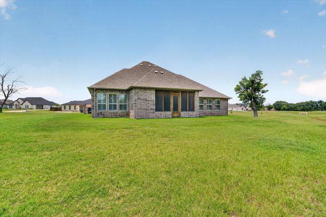 1136 Tremont Lane, Granbury, TX 76049