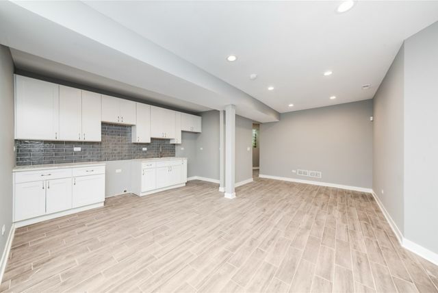 4140 W WILCOX Street, Chicago, IL 60624