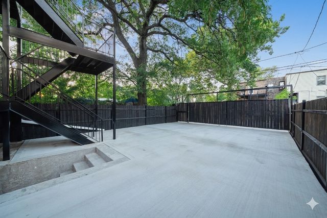 4140 W WILCOX Street, Chicago, IL 60624