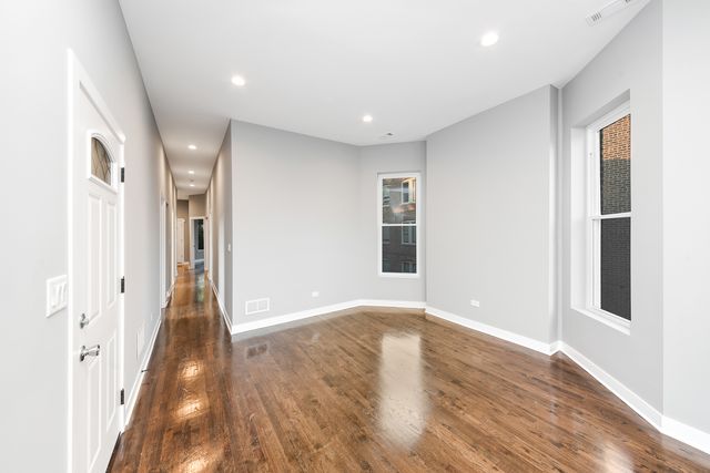 4140 W WILCOX Street, Chicago, IL 60624