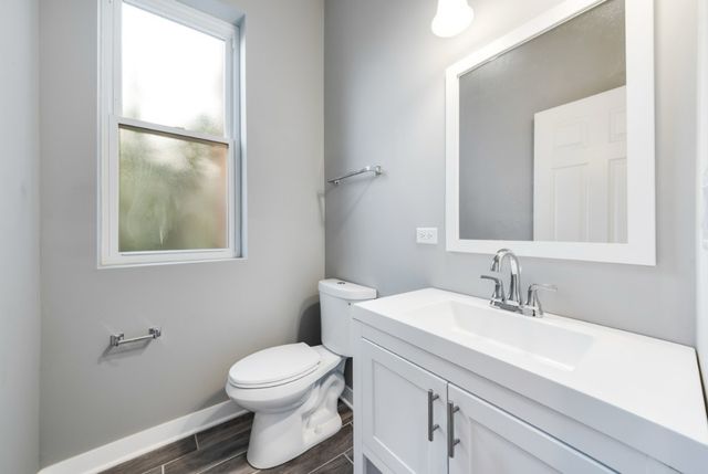 4140 W WILCOX Street, Chicago, IL 60624