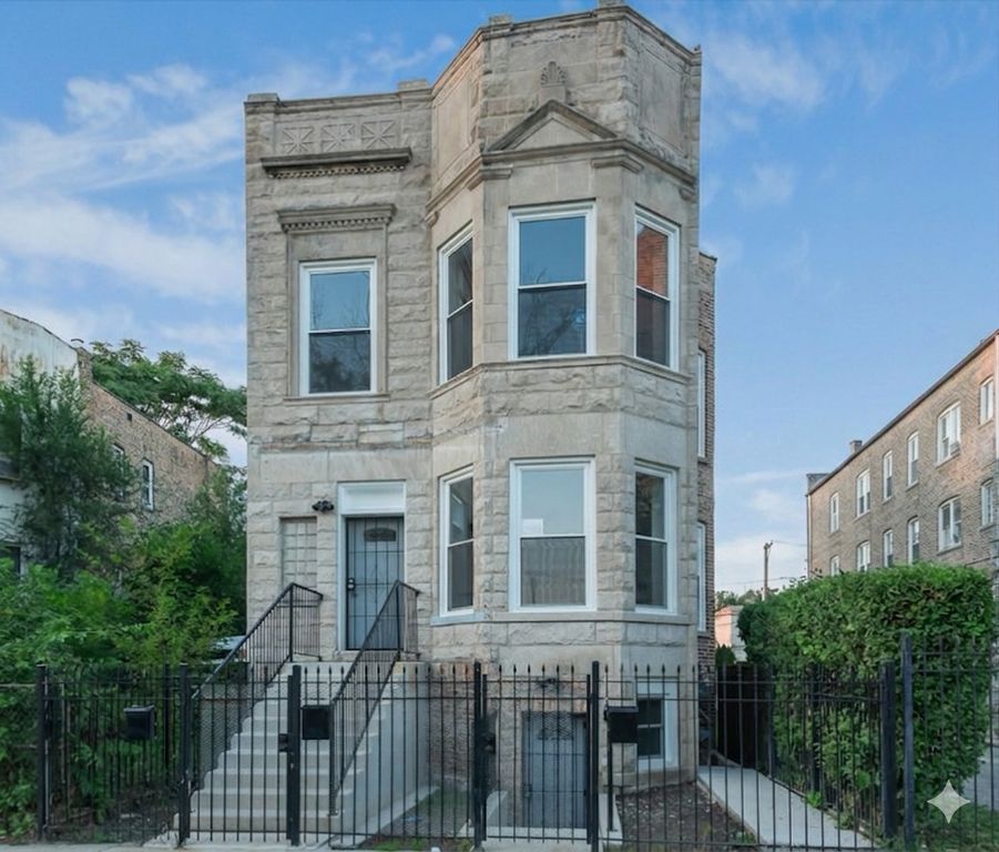 4140 W WILCOX Street, Chicago, IL 60624