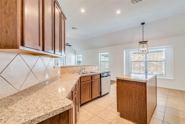 516 Hot Spring VLY, Buda, TX 78610