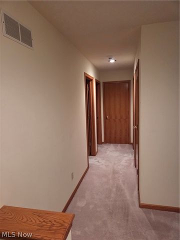 220 Montgomery Drive, Canfield, OH 44406