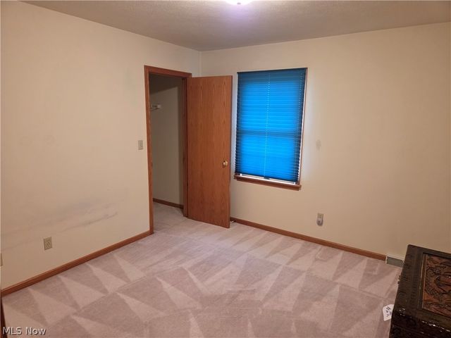 220 Montgomery Drive, Canfield, OH 44406