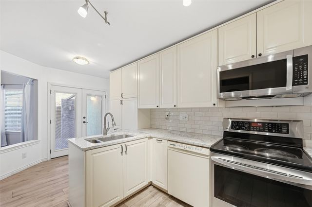 821 Dublin Drive 211, Richardson, TX 75080