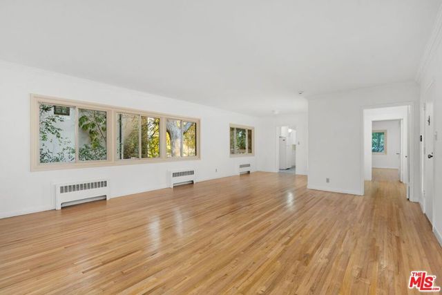 11901 W Sunset Boulevard 206, Los Angeles, CA 90049