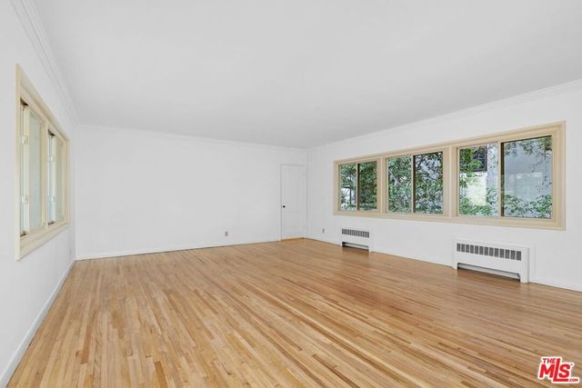 11901 W Sunset Boulevard 206, Los Angeles, CA 90049