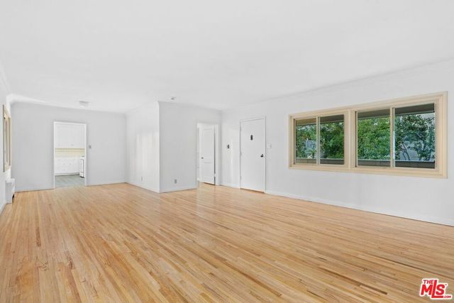 11901 W Sunset Boulevard 206, Los Angeles, CA 90049