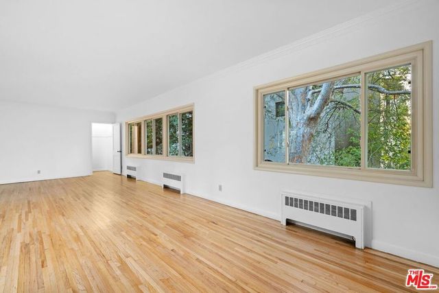 11901 W Sunset Boulevard 206, Los Angeles, CA 90049