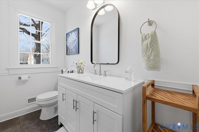 11719 Heathmere Cres, Midlothian, VA 23113