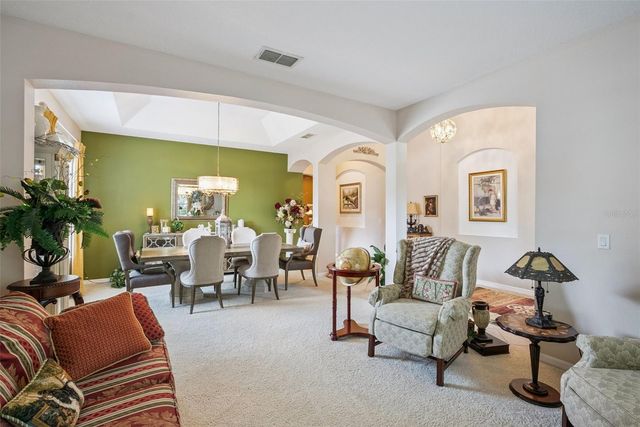 2409 EMERALD ROSE WAY, Apopka, FL 32712