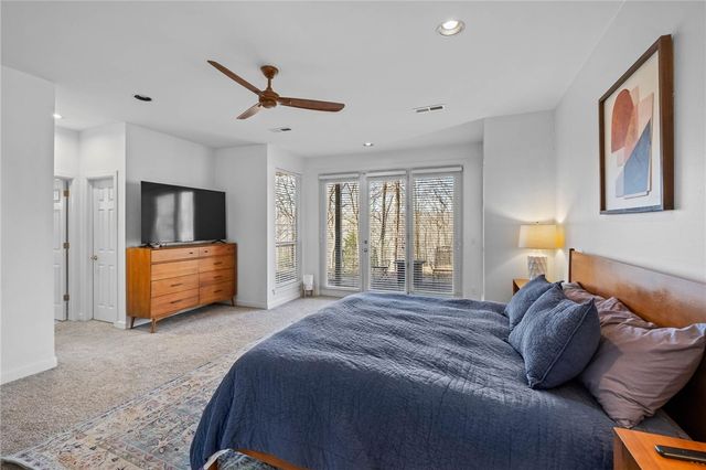 596 Rockcliff Road, Fayetteville, AR 72701