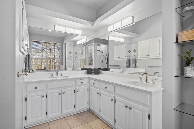 596 Rockcliff Road, Fayetteville, AR 72701