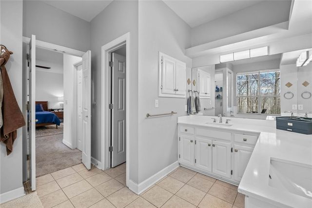 596 Rockcliff Road, Fayetteville, AR 72701