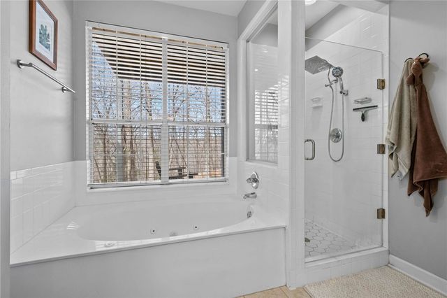 596 Rockcliff Road, Fayetteville, AR 72701