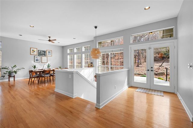 596 Rockcliff Road, Fayetteville, AR 72701