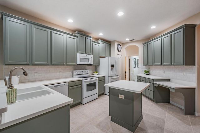 1624 LAKESTONE DRIVE, Trinity, FL 34655
