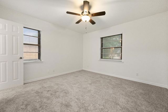 1710 Western Park Drive, Dallas, TX 75211